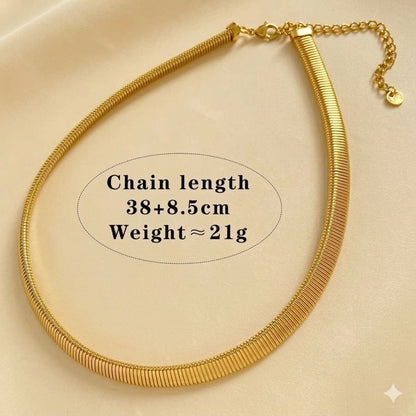 Lamina luxe coil necklace