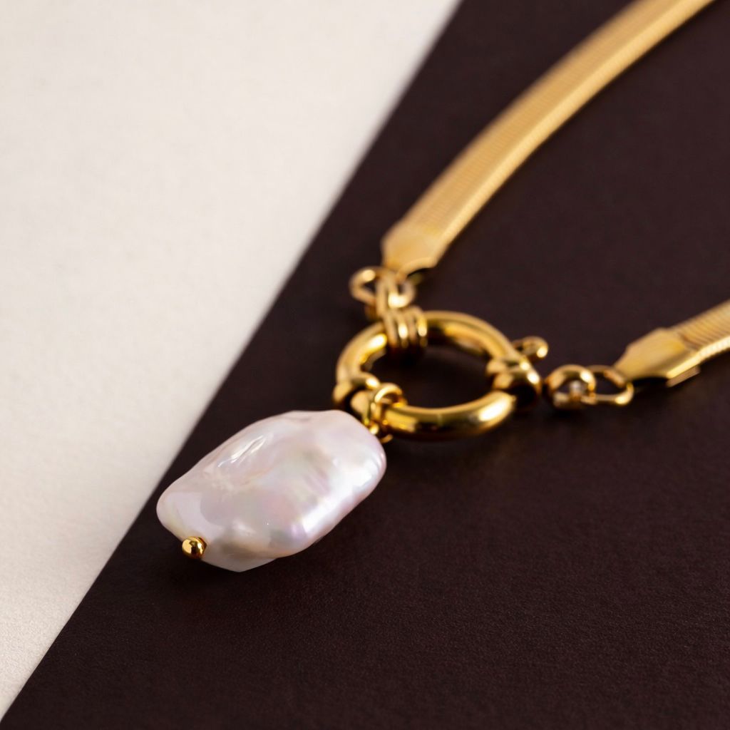 Luxe Gold Pearl Drop Necklace