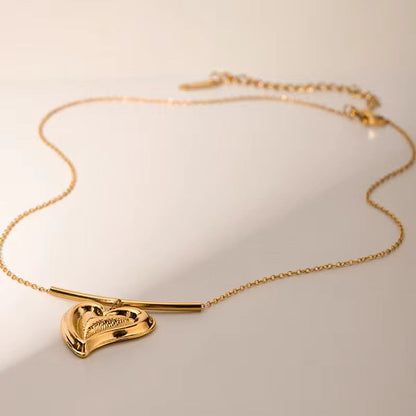 Curvy Heart Chain and Pendant - 18k Gold Plated