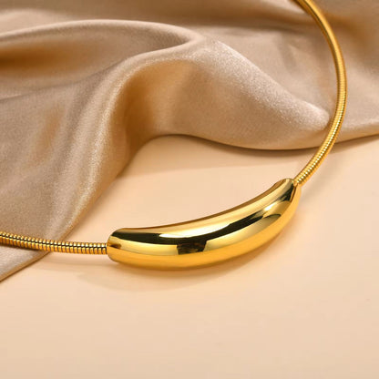 Luxe Tube Pendant Necklace - 18k Gold Plated