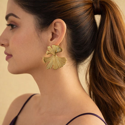 Gold Biloba Leaf Studs