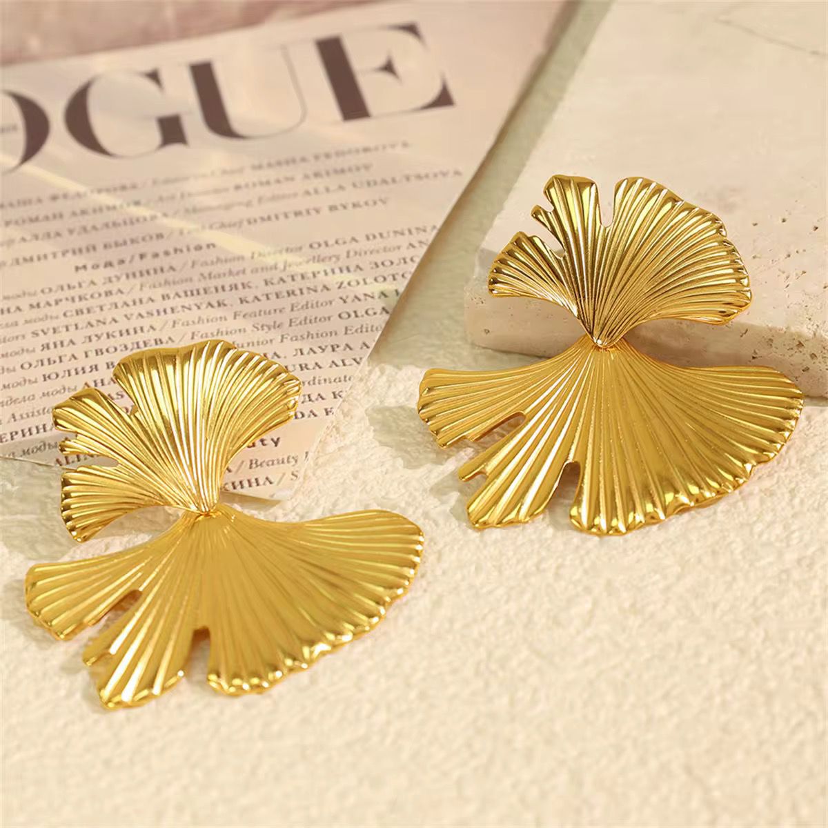 Gold Biloba Leaf Studs