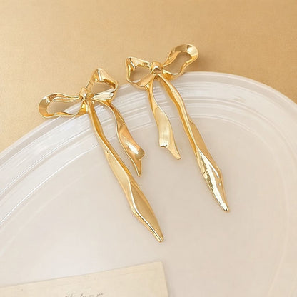 Golden Grandeur Bows