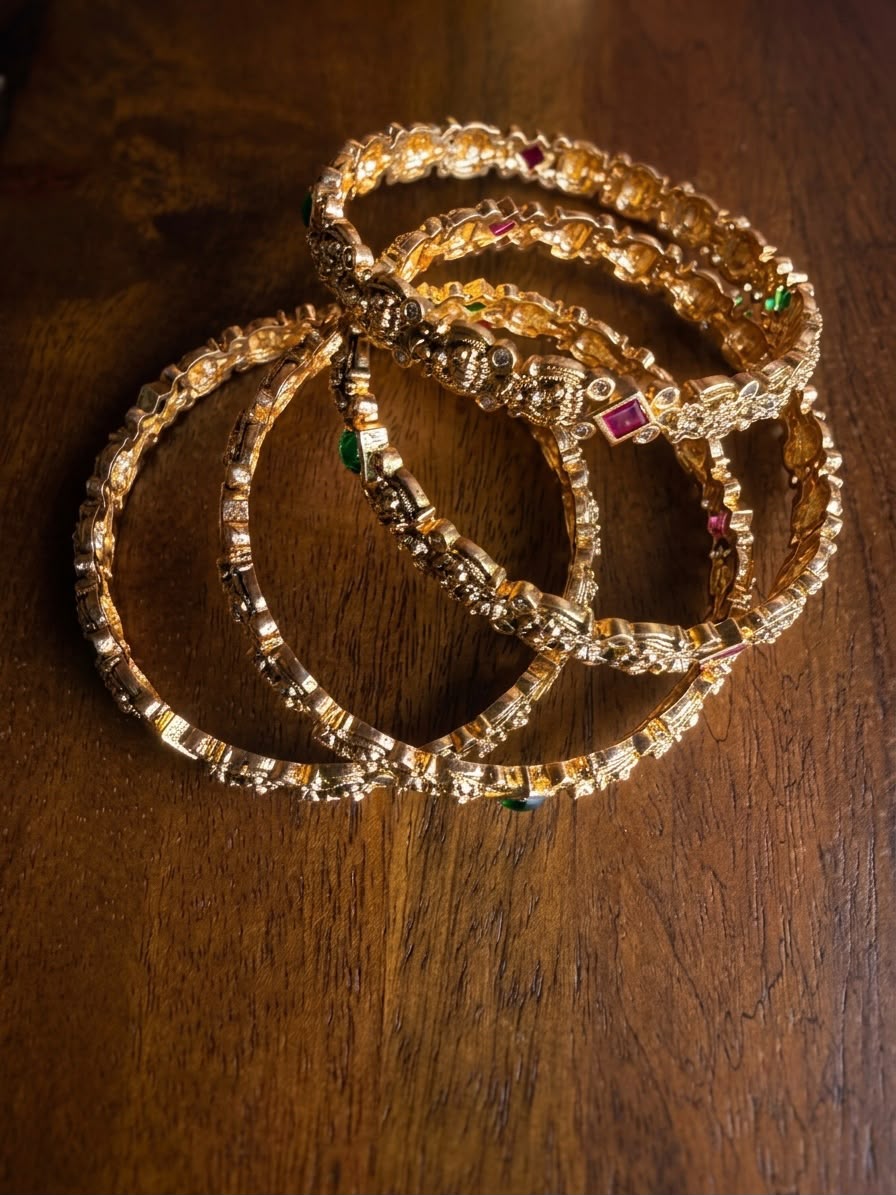 Swarna Lakshmi Jadau Kundan Bangle Set