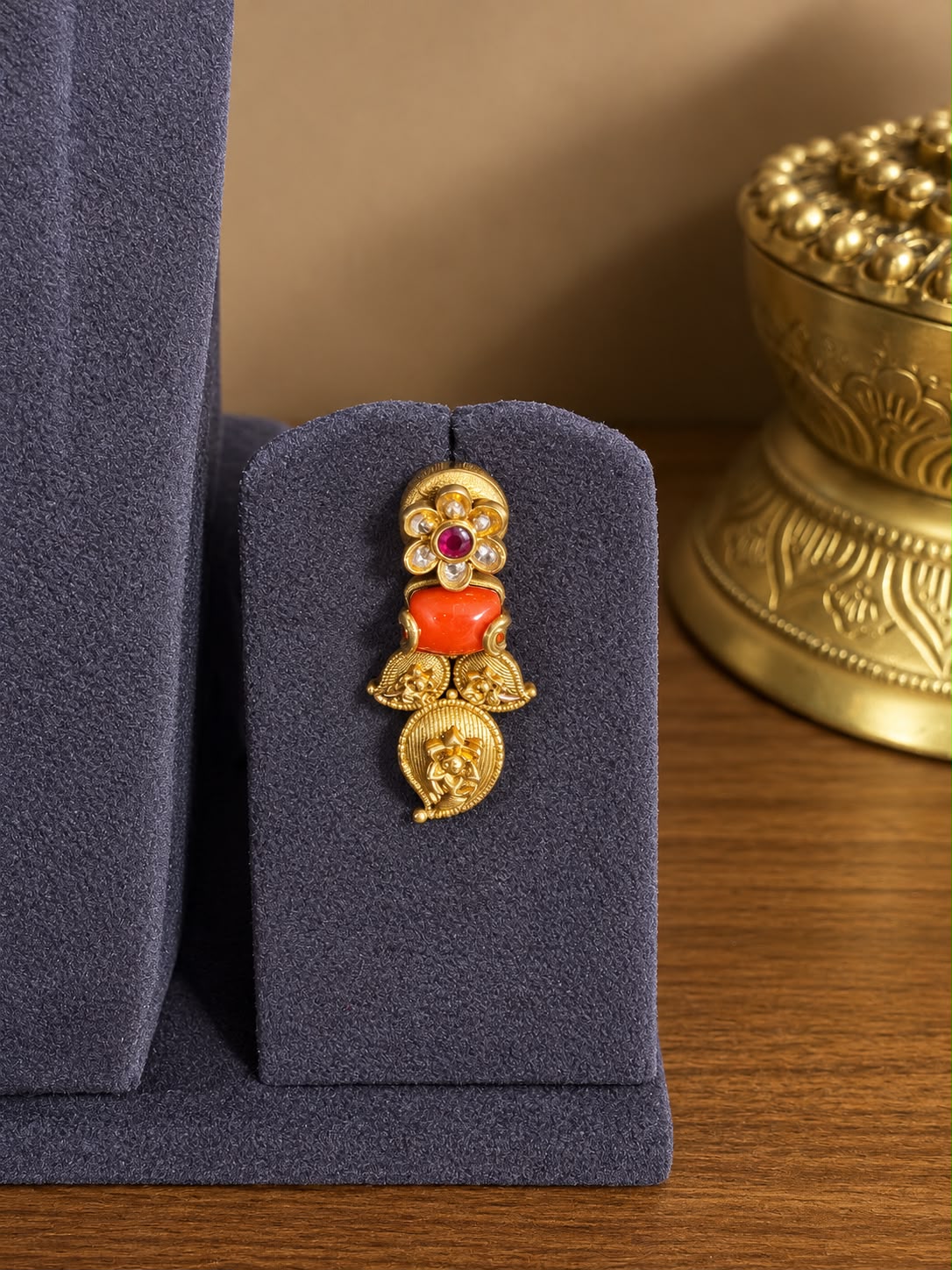 Pavala Maavina Necklace Set
