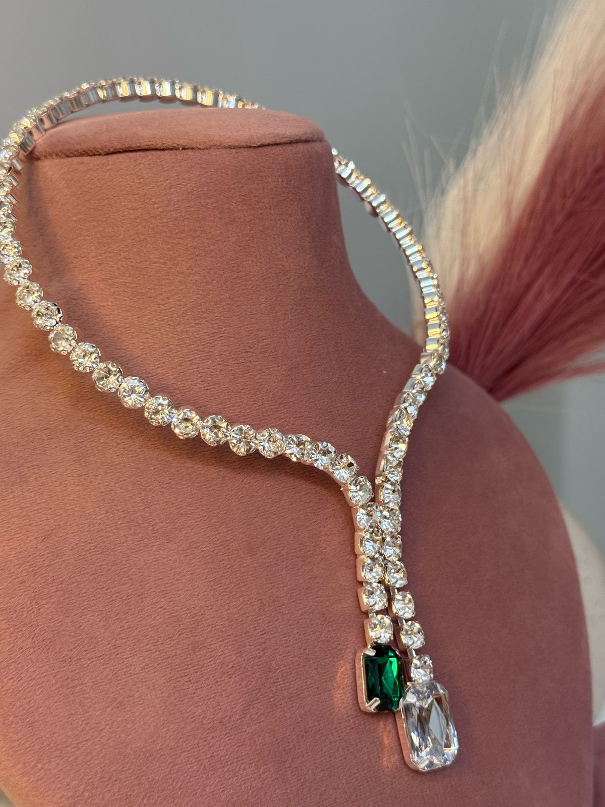 Moonlit Gleaming Necklet