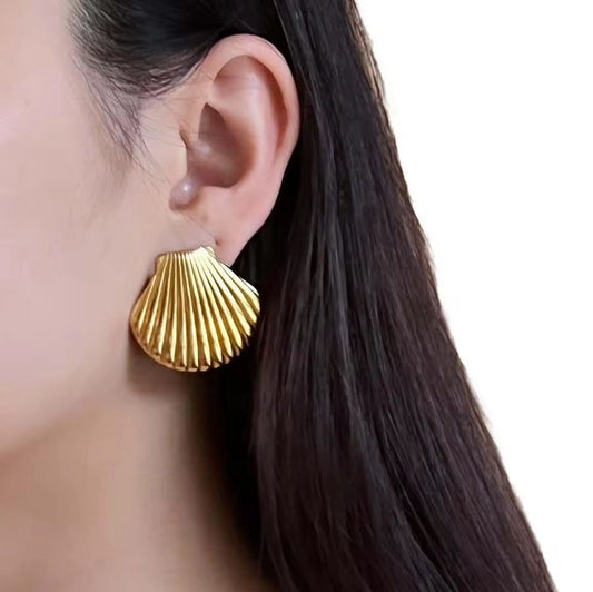 Statement Shell Studs