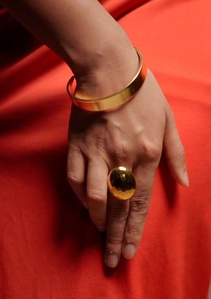 Eterna Gleam Brass Cuff – For you to embrace effortless elegance.