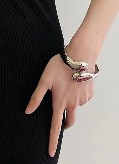 Dew Drop Bold Cuff