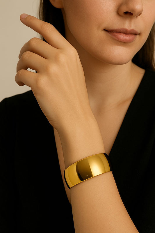 Eterna Aureum Brass Cuff - 18k Gold Plated