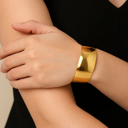 Eterna Aureum Brass Cuff - 18k Gold Plated
