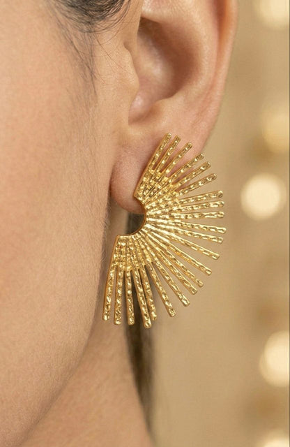 Solaris Radiance Studs