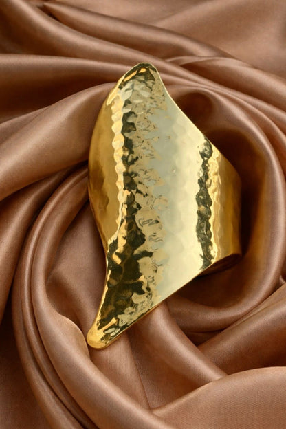 Elysian Flow Cuff – Made for You! Bold, Sculpted and Unapologetic.