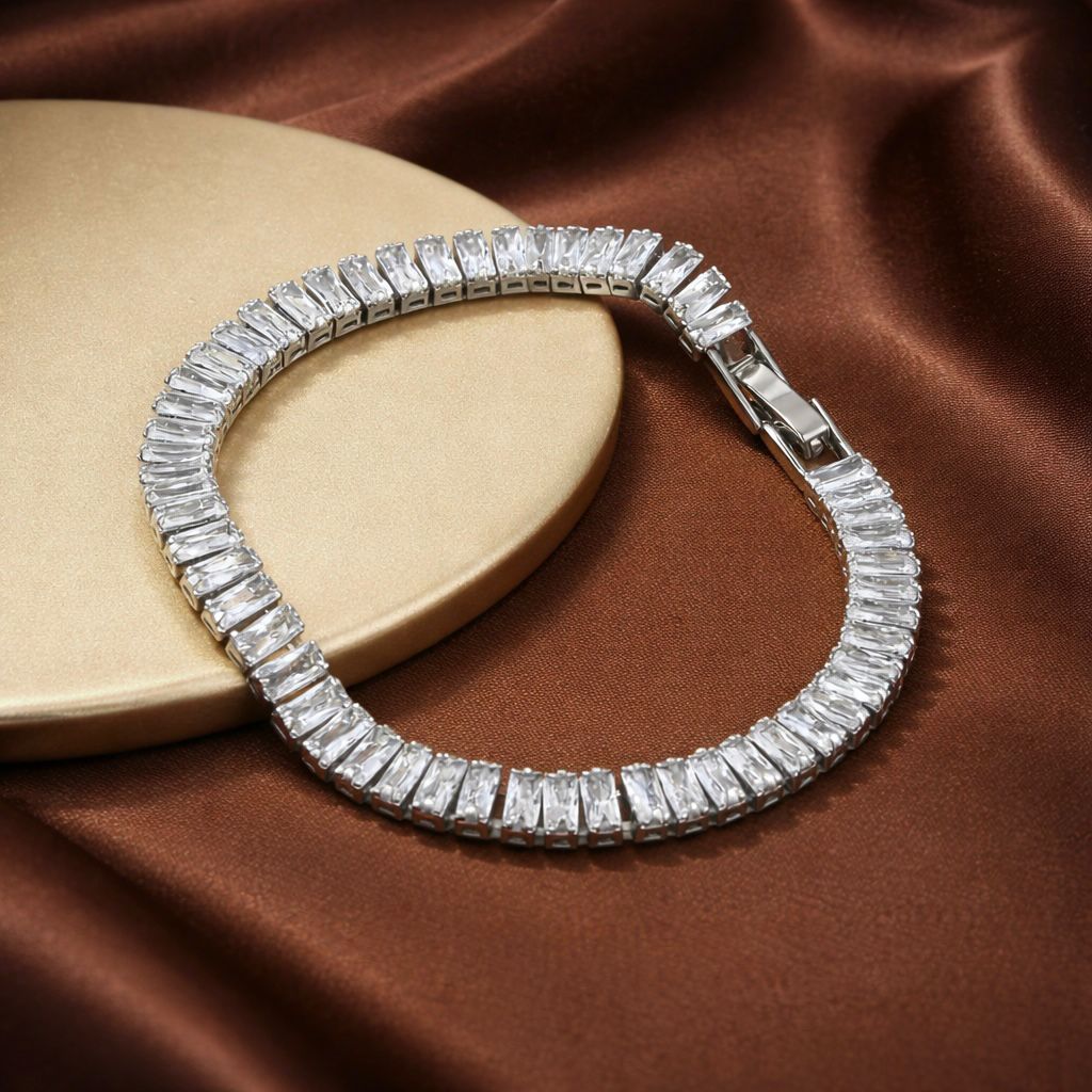 Luxe Luminaire Jewellery Set