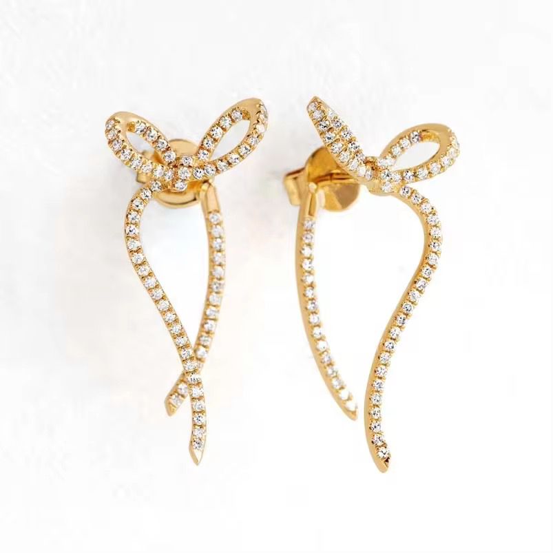 Sparkling Bow Knot Studs