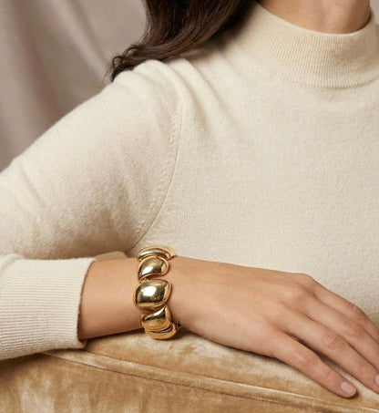 Auric ripple cuff