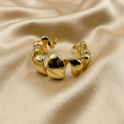 Auric ripple cuff
