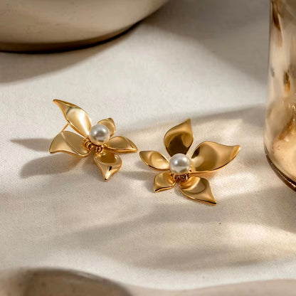 Blooming Pearl Studs
