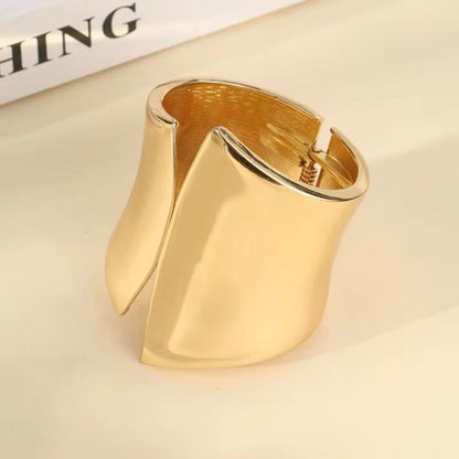 Solara Solid Gold Trendy Cuff bracelet - 18k Gold Plated