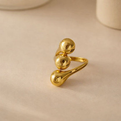 Huggy Ball Statement Ring