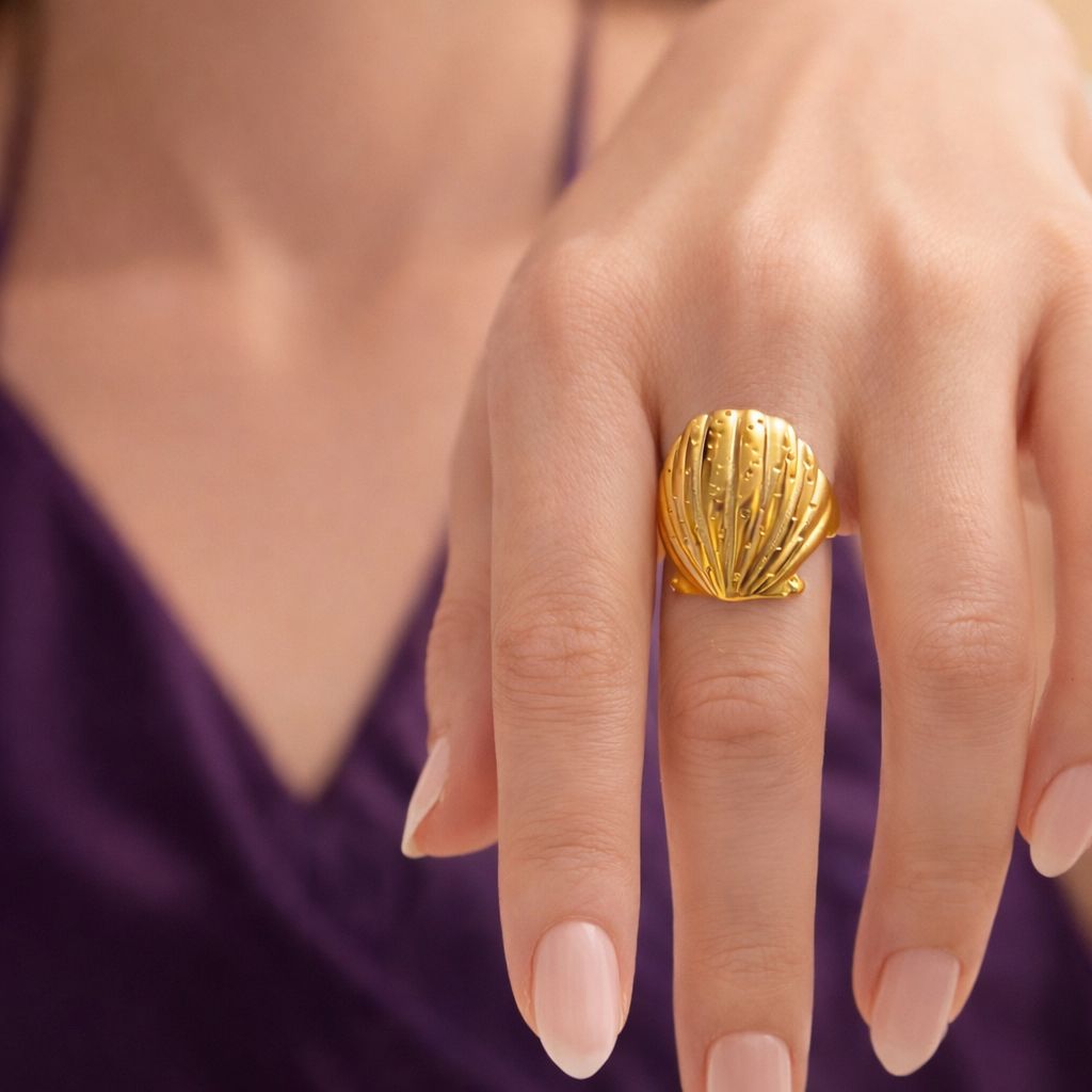 Shell Statement Ring