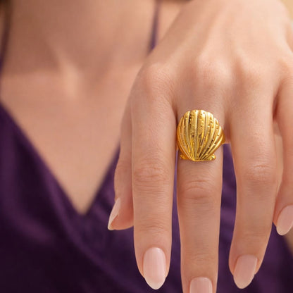 Shell Statement Ring