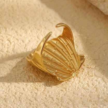 Shell Statement Ring