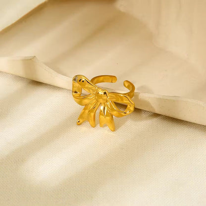 Statement Bow Ring
