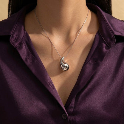 Tear Drop Pendant with Chain