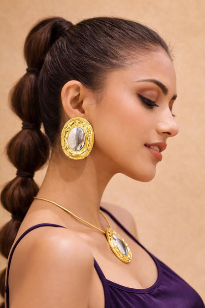 Bold Bi-Tone Necklet