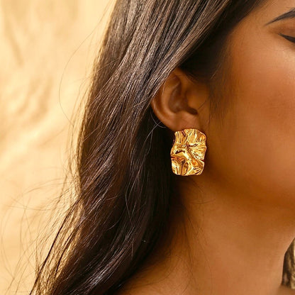 Wrinkled Textured Studs
