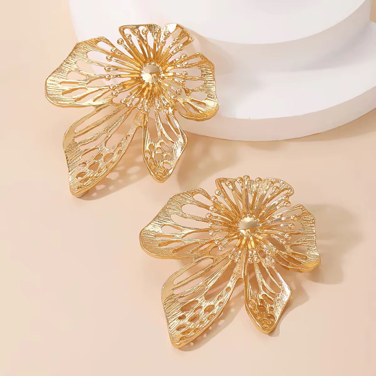 Floral Grandeur Studs