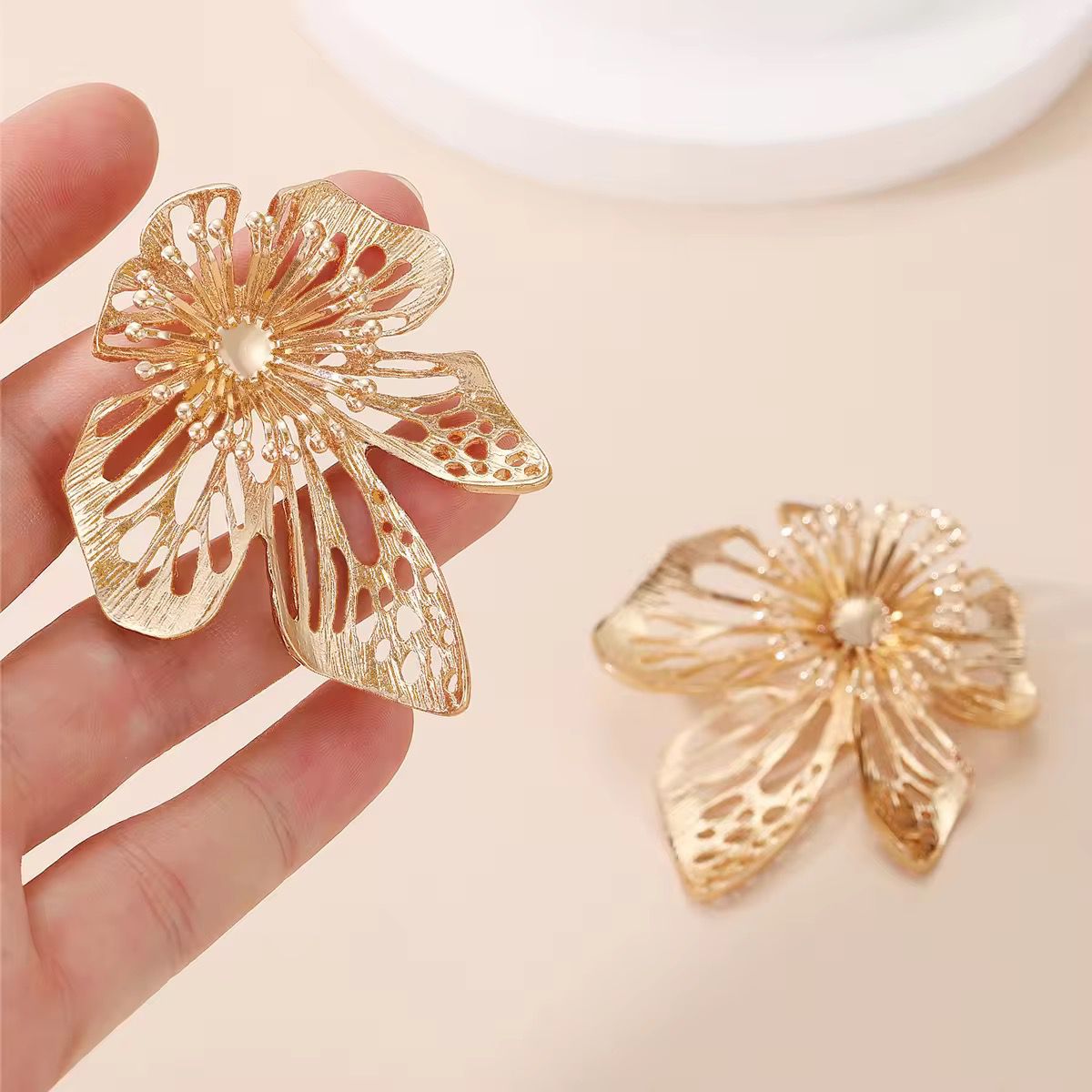 Floral Grandeur Studs
