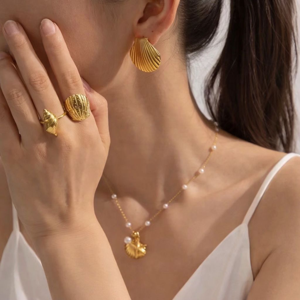 Statement Shell Studs
