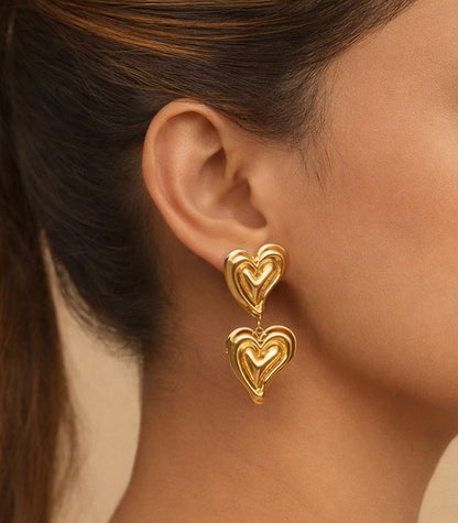 Cascading Curve Hearts Earring