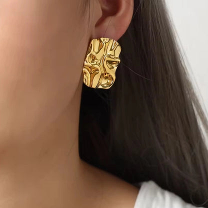 Wrinkled Textured Studs