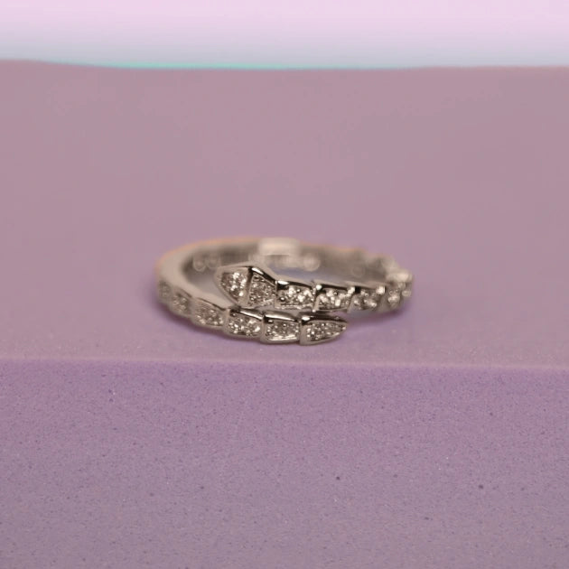 Slythara Sparkling Luxe Ring