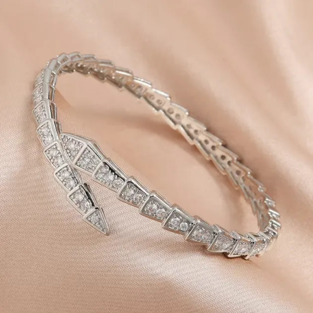 Slythara Sparkling Luxe Bracelet